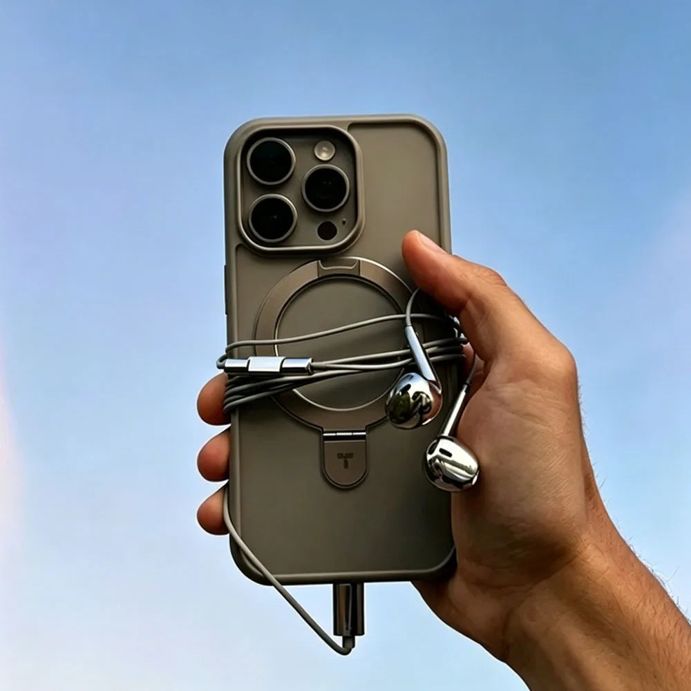 Universal compatibility with all USB-C smartphones, tablets, and laptops.